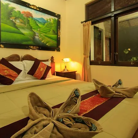 KT. Kuaya Home Stay Ubud  Ruang foto